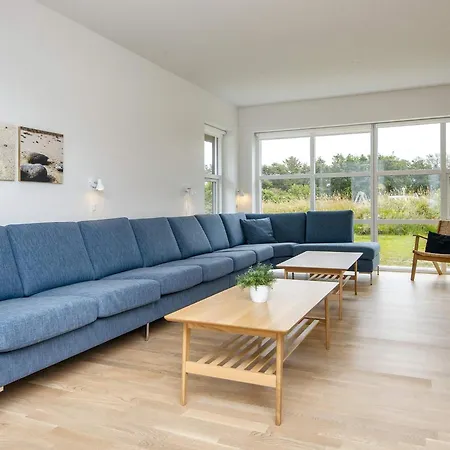 4 Person On A In Casa de Férias Blåvand