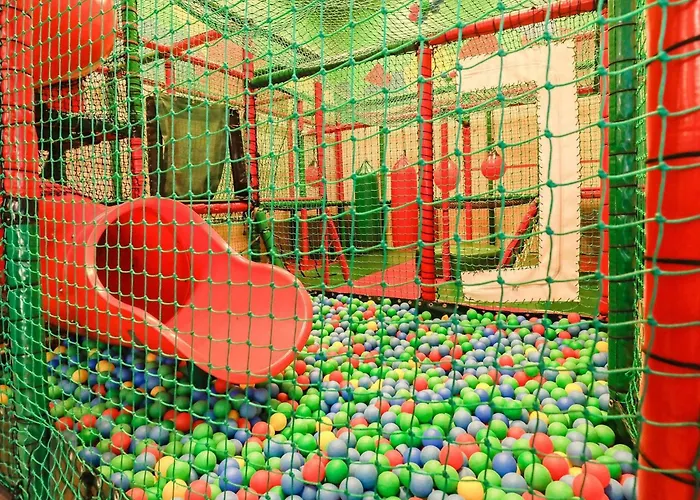 度假居 4 Person On A In *