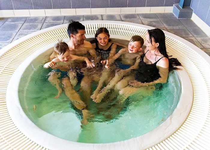 4 Person On A In * 布拉万德