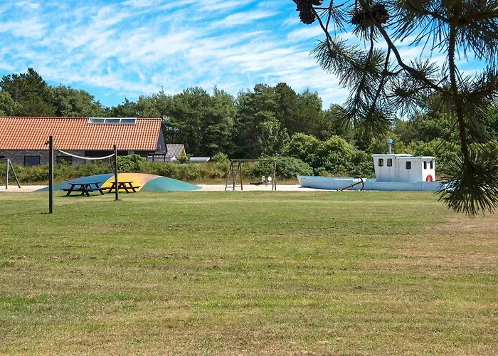 度假居 4 Person On A In